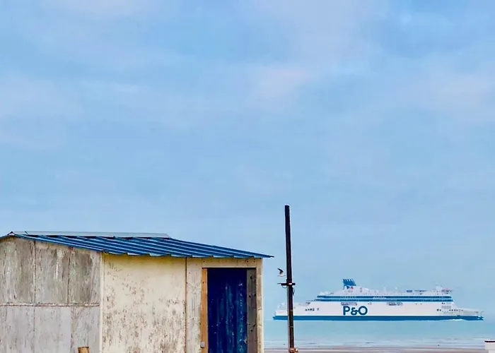 Апартаменты La Baraque Calais Bleriot 2 *